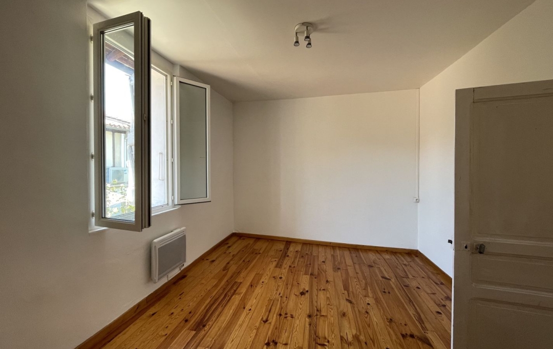 CONSEIL IMMOBILIER FLEURANCE : Appartement | FLEURANCE (32500) | 63 m2 | 420 € 